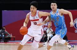 开云平台-包含广东宏远豪取七连胜，确保积分榜第一名的词条