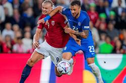 开云体育中国-关于瑞典力压挪威，斩获欧国联四强位置的信息