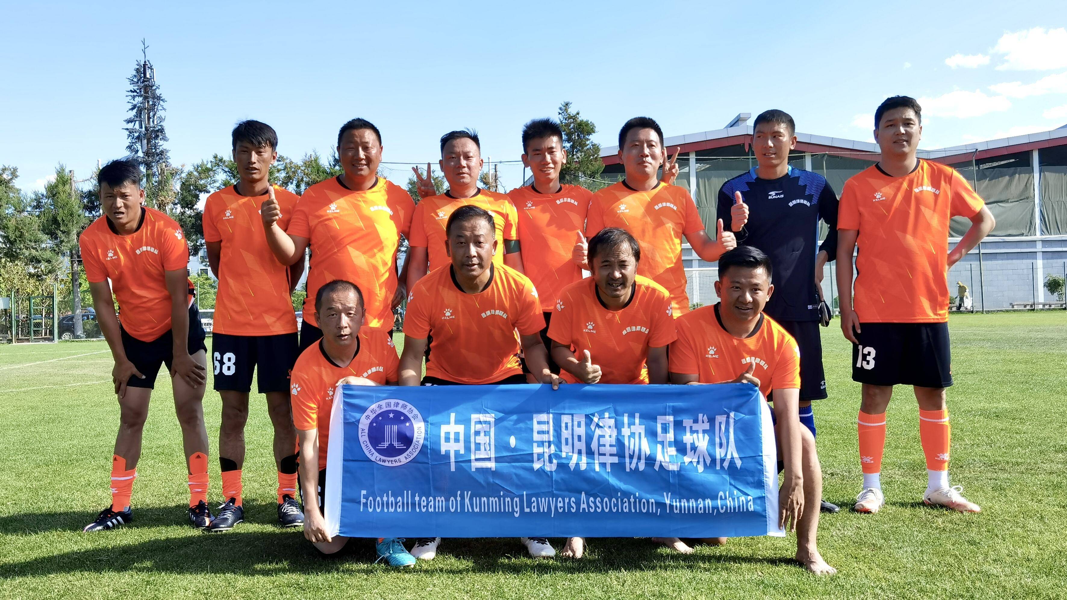 关于足球运动员锋芒毕露，国际赛场上独具风采展现的信息