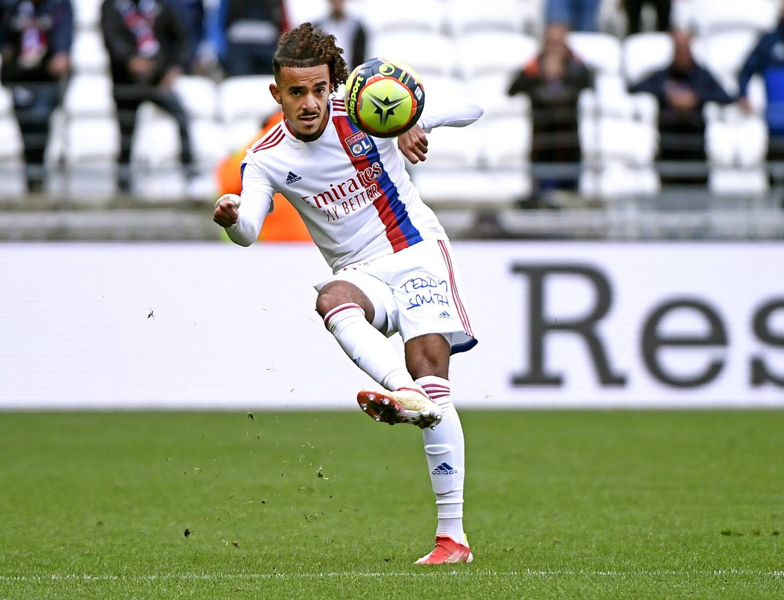 关于里昂战阿基坦，双方实力对比有趣的信息