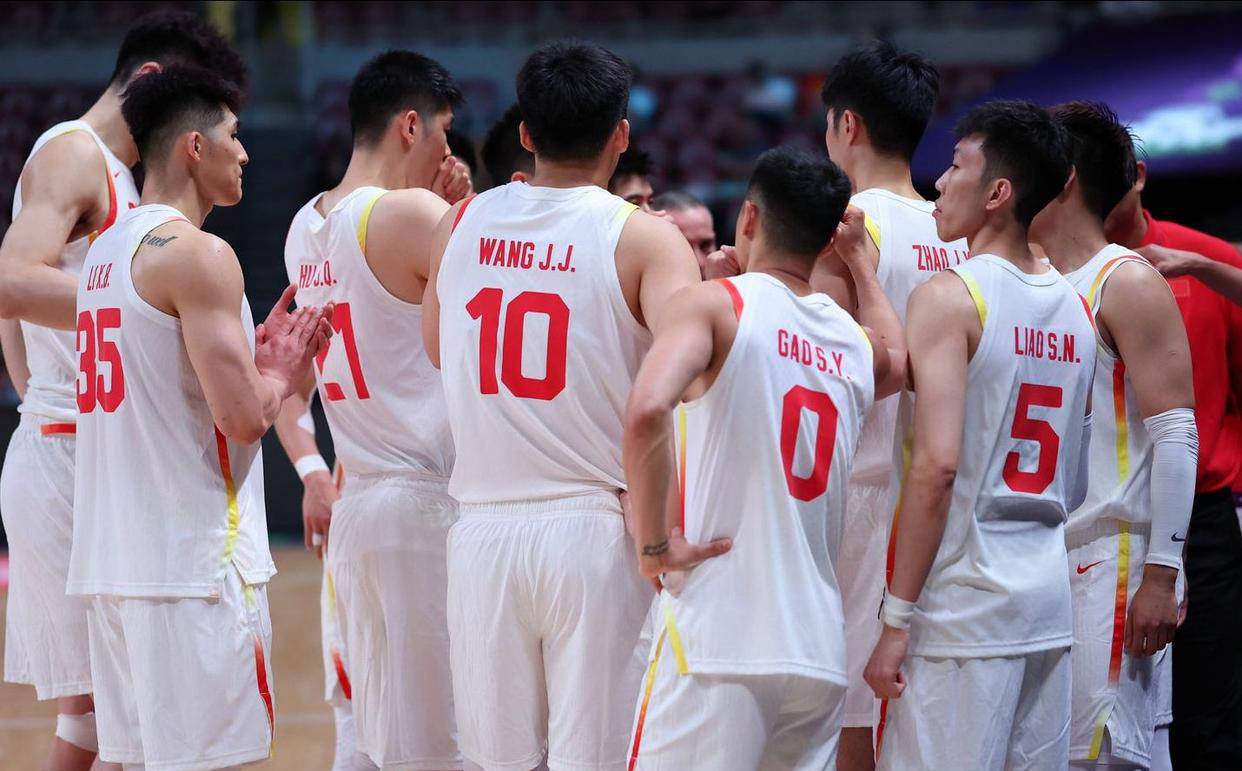 山东男篮成功击败四川男篮，取得关键胜利的简单介绍