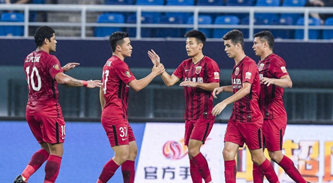 上港冲击中超亚军，豪取连胜