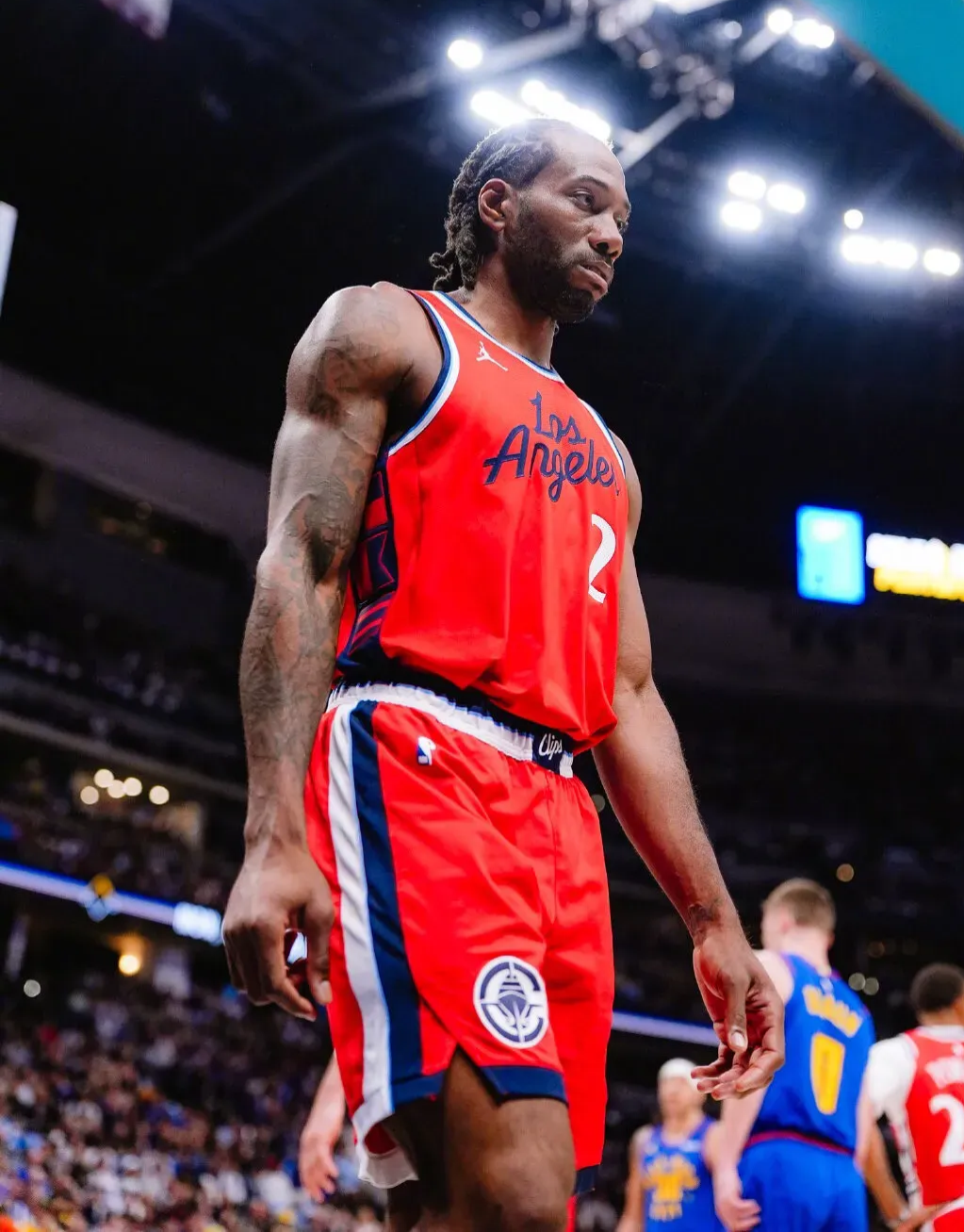 快船队逆袭勇士，外线射手表现抢眼的简单介绍