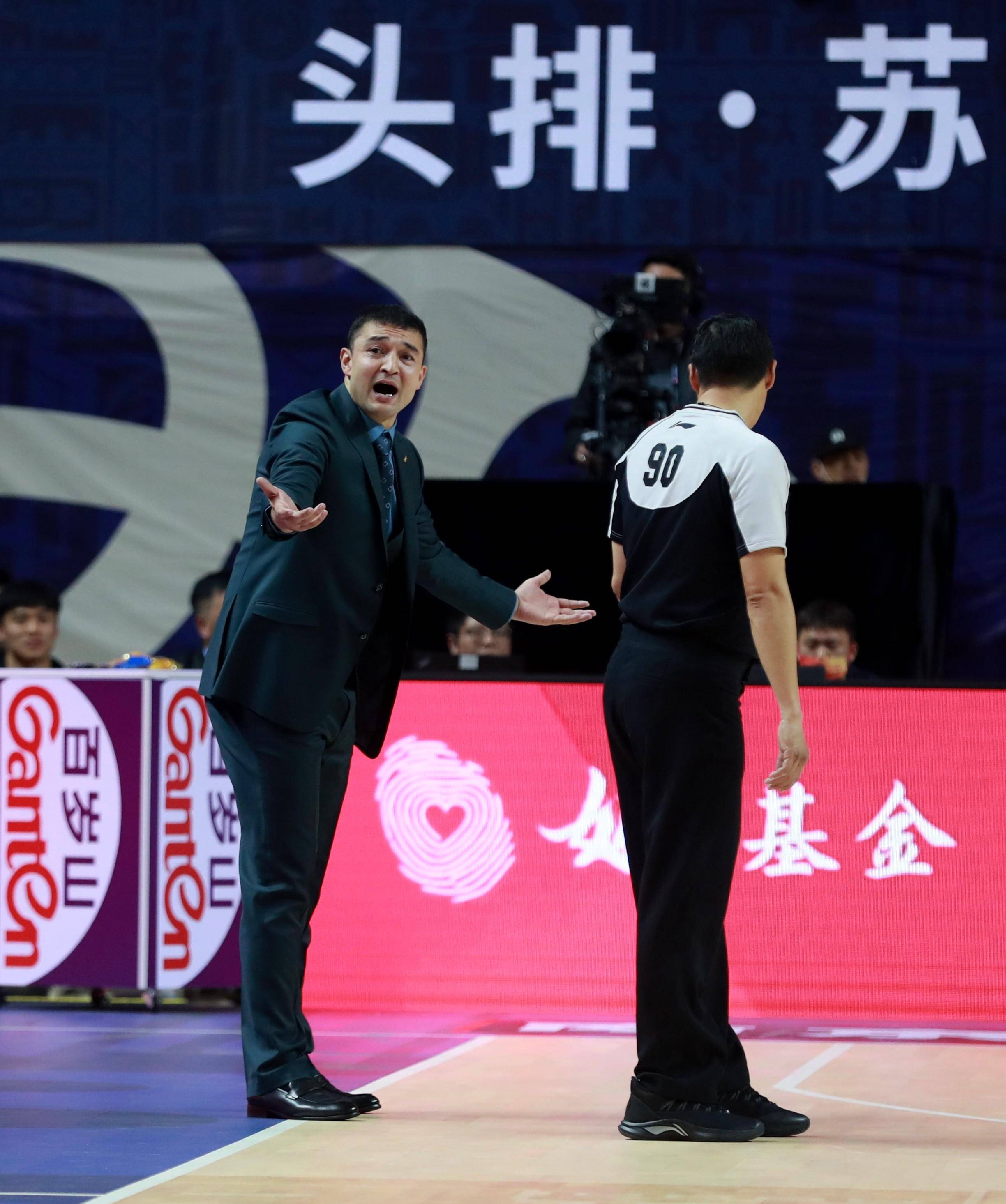 这场胜归功于将赛场转变为主场