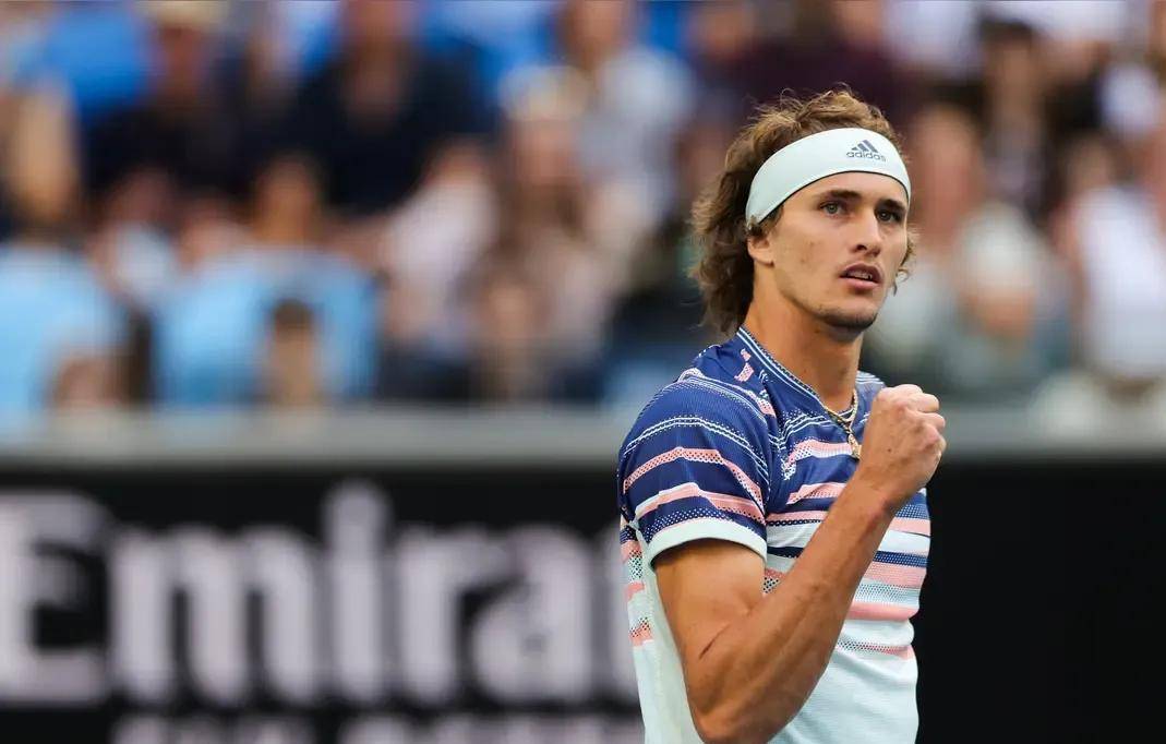 美国网球队轻取日本网球队，兹维列夫送出助攻的简单介绍