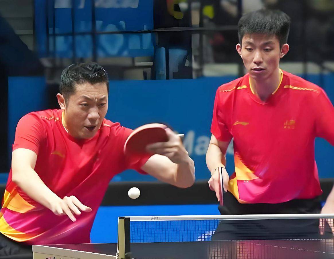 奥地利队鏖战法国队，许昕高光表现