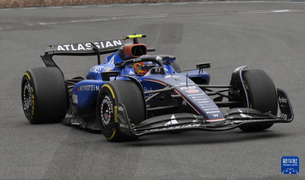 法拉利翻盘红牛车队,维斯塔潘扛起全队 法拉利翻盘红牛车队,维斯塔潘扛起全队